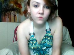 amateur kissmefirst fingering herself on live webcam