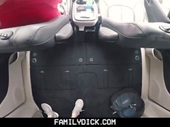 FamilyDick - Muscle bear dad fucks boy in car for smoking