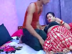 Desi Local Bhabhi разные типа анальный секс со своим дебаром