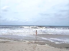 Amateur plage fille vibrateur masturbation