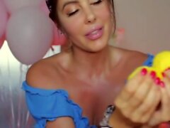 Angelique ASMR - Vamos a relajarnos solo la fiesta de la piscina.