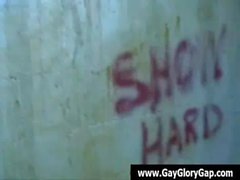 Gay Hardcore gloryhole seks sikiş ve kötü homoseksüel elle oral 16
