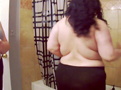 Senaste, Yoga BBW, Chubby Shower