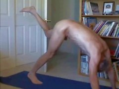 naken yoga