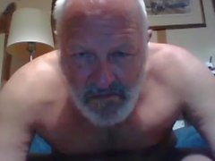 grand-père cum sur webcam