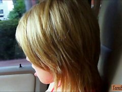 Skinny blondes jugendlich Dakota Skye bekommt Pussy in das Auto nagelt