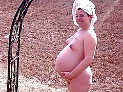 I Love Nude Pregnant GFs!