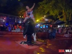 Naked Sluts Bull Riding al Flash Fest 2018 Wild and Out of Control