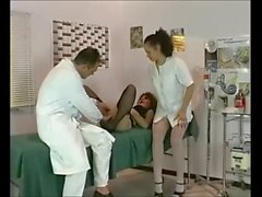 L'infermiere scopata e il fisted