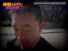 Jonge Japanse Japanse dochter anale fucked hard voor de eerste keer