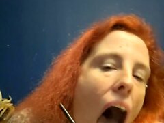 Bonito Redhead Webcam Masturbation Show