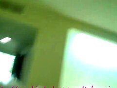 La milf amateur blonde fait l'anal sur la caméra POV 11