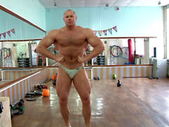 amateur athlète bodybuilder papa dilf 