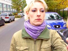 Shy German Housewife Pickup ja ei kondomia porno casting seksiä