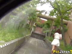 Asian folgte für pee