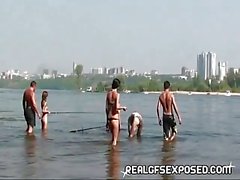 Pescando con il determinati anni dell'adolescenza russe nude