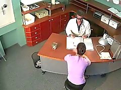 Security webcams baiser en simili hospitaliers