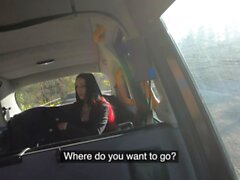 Taxi Faux politiciens Tatoo fille aime Cock