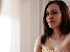 Teen Brunette und ihre Stiefschwester jede andere feuchte Muschi lecken