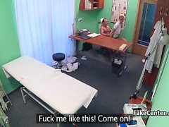 Doktor fucks milf sjuksköterska sjukhus