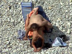 FÖNSTERTITTARE ON THE BEACH syv par inlägget fuck av på stranden
