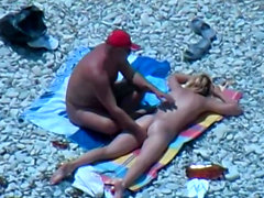 Public voyeur outdoors sex cumshot on the beach