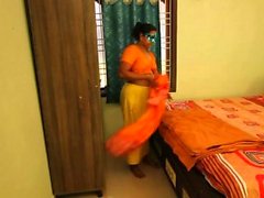 New Indian Bhabhi listo para conseguir cogida en el dormitorio