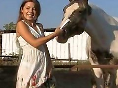 Adolescente que en la finca