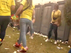 Oktoberfest, voyeur ao ar livre festival pissing