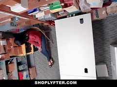 ShopLyfter Thief получает Stripped and Fucked