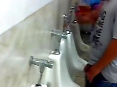 big dick spion urinal toilette 